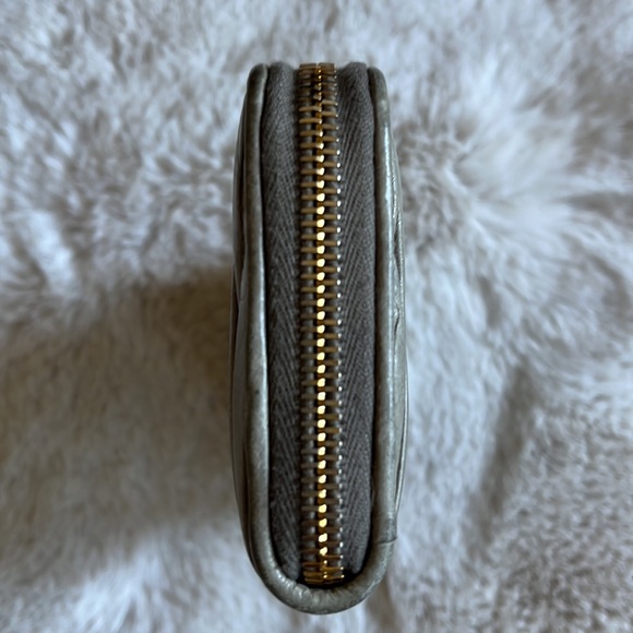 Miu Miu Matelasse Half Zip Long Wallet in Light Gray - Picture 3 of 15